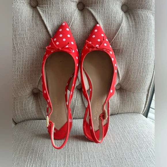 Kate Spade
Women's Veronica Slip-On Pointed-Toe Slingback Flats polka Dots - Picture 1 of 7